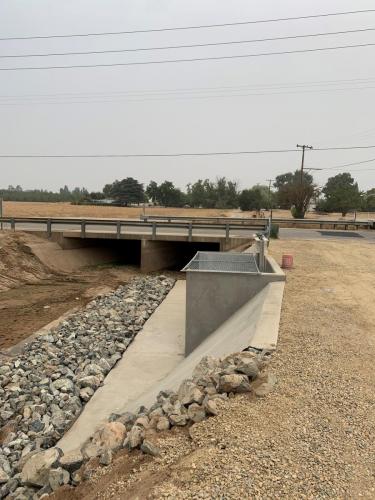FID's Gould Canal turnout structure at McCall Avenue Bridge (Side View). Sanger California.